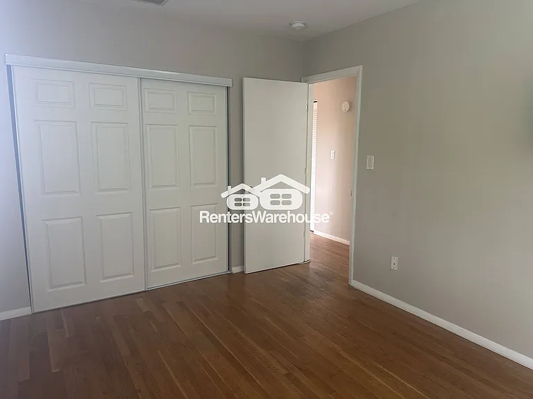 521 Epsom Rd #2C — Photo 17