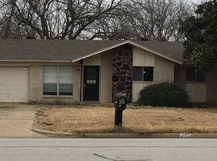 6305 Watauga Rd, Watauga, TX 76148