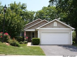 5 W Danbury Ln, Brevard, NC 28712