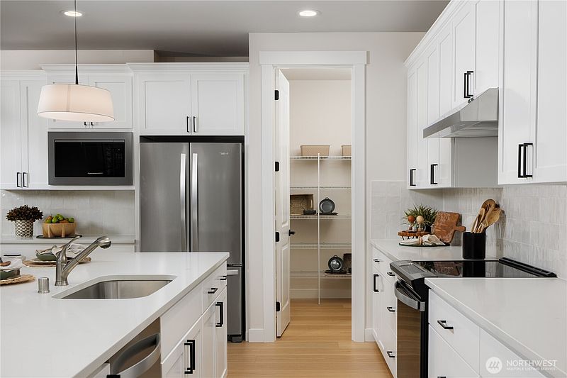 5th image of 11233 79th Avenue Ct SW #7