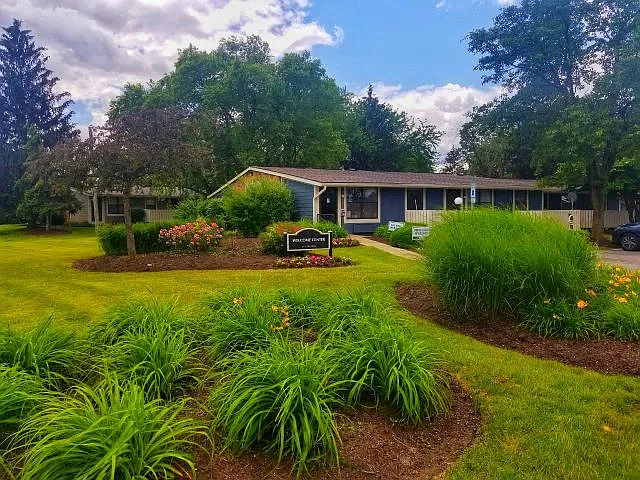 Cambridge Commons — Photo 22