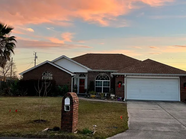 1005 Sutherland Plz, Lynn Haven, FL 32444