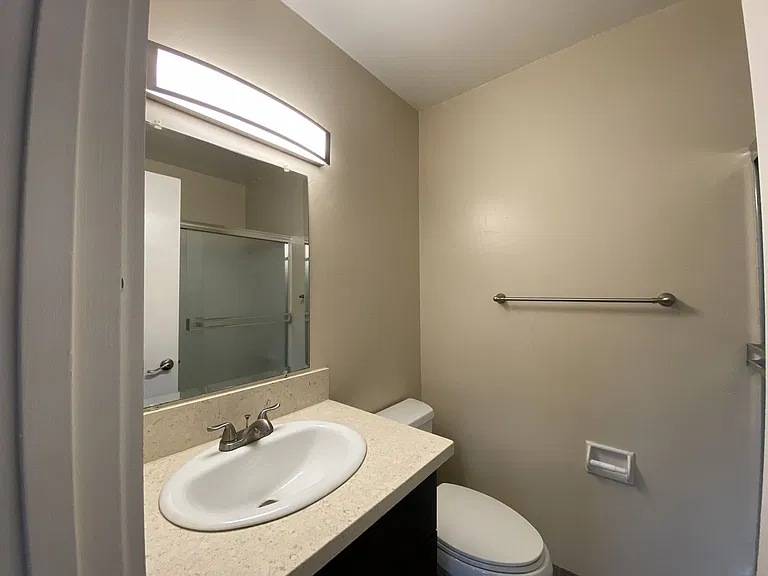 Marvelous Modern Midtown- The Elan — Photo 8