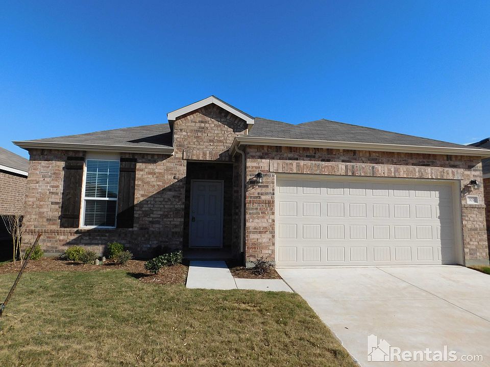 1st image of 909 Jonius Creek Dr