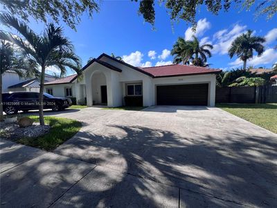 8235 NW 156th Ter, Miami Lakes, FL, 33016