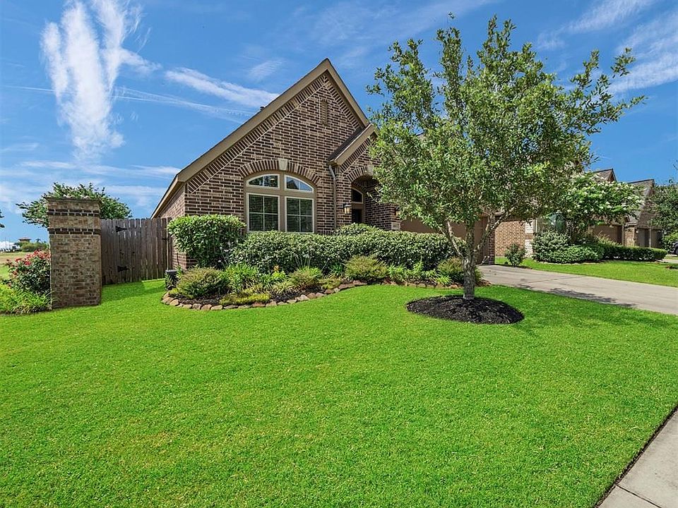 1st image of 4103 Fenetre Forest Dr
