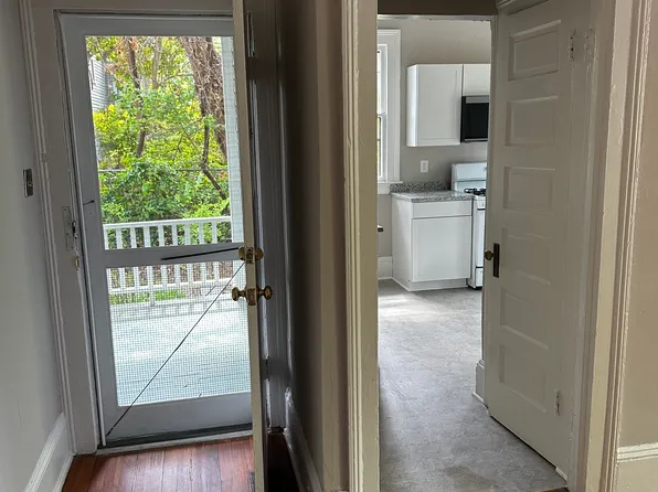 305 Linden Ave #B, Raleigh, NC 27601