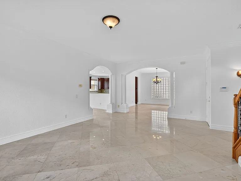 8326 Emerald Winds Cir — Photo 6