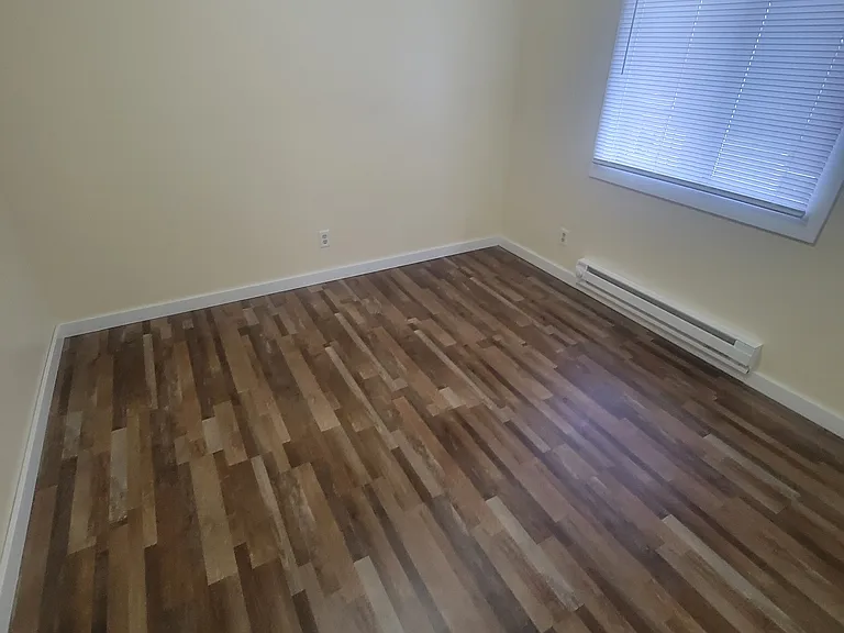 425 10th St N #6 — Photo 7