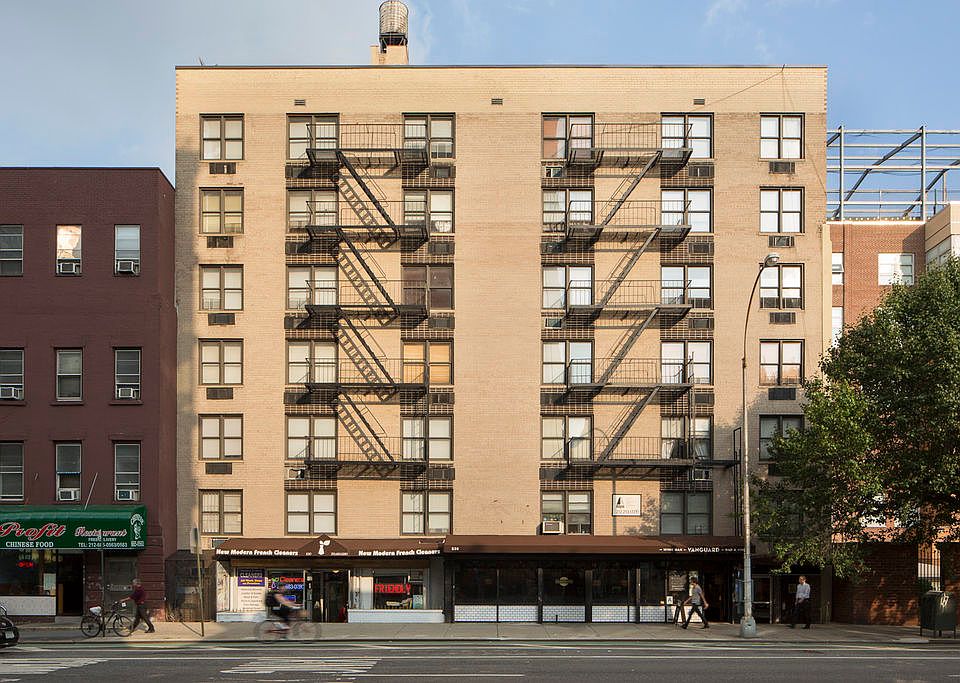1st image of 530 2nd Ave APT 2G