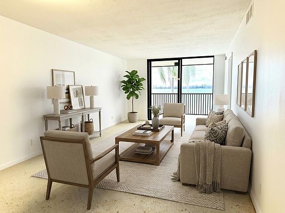 5th image of 112 Lake Emerald Drive #204