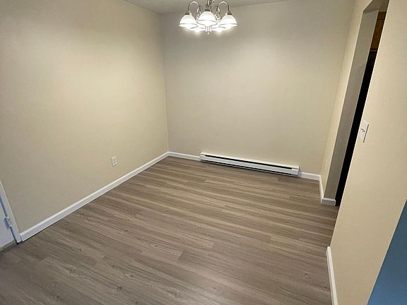 4th image of 17 Birch Glen Dr #D