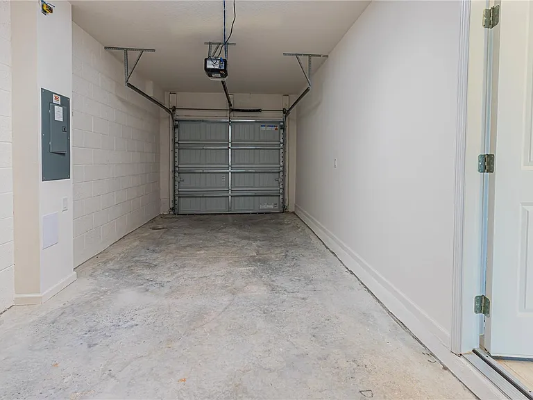 5060 Rain Shadow Dr — Photo 38