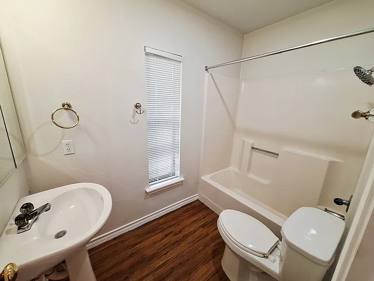 8310 Bar K Ranch Rd — Photo 20