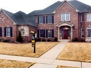 40W847 Ellis Johnson Ln, Saint Charles, IL 60175