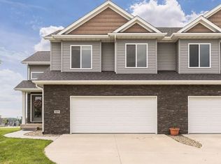 809 Jackson St, Tiffin, IA 52340