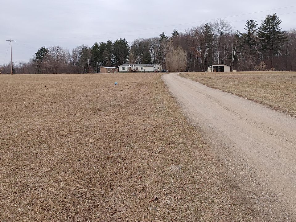 7611 N Musson Rd, Six Lakes, MI 48886 Zillow