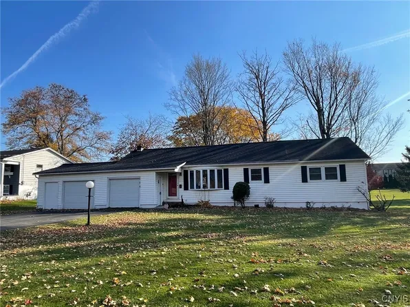 209 E State St, Sherrill, NY 13461
