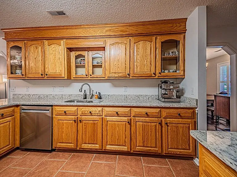 1265 Cutleaf Dr — Photo 11