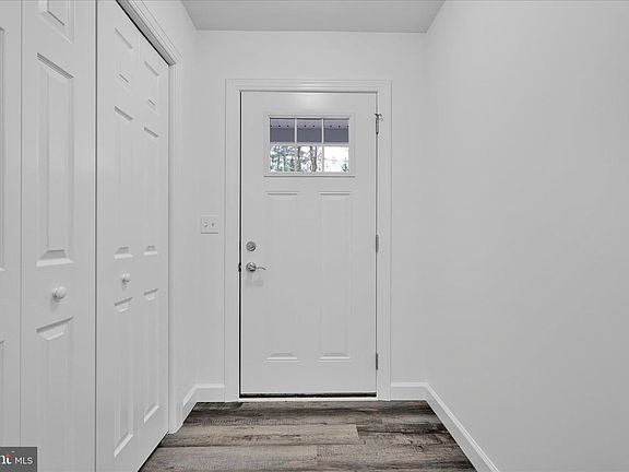 5th image of 1753 Running Deer Dr