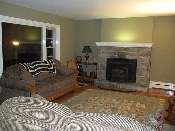 Living Room w/ Pellet Stove