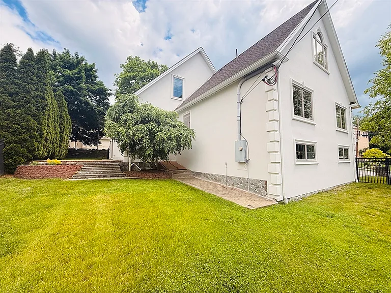 29 Clifton Rd — Photo 27