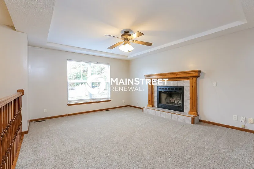 2215 Glenside Rd — Photo 2
