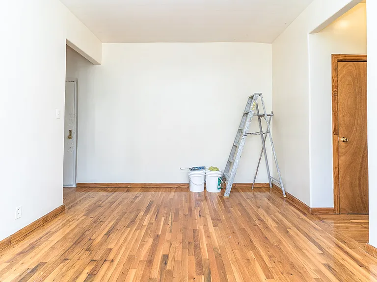 650 Crown St #3C — Photo 2