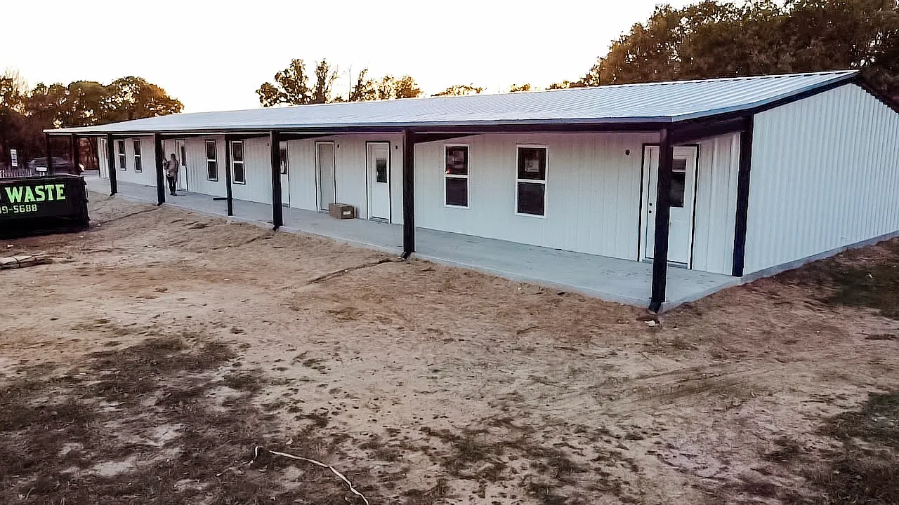 Studio, 535 sqft, $900 — Photo 1