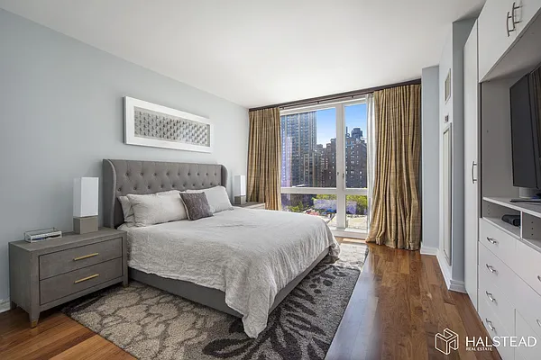 Rented by Halstead Real Estate | media 17