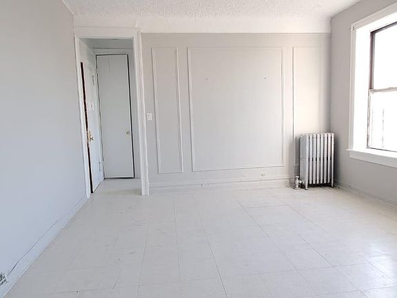 3rd image of 786 E 182nd St APT 5F