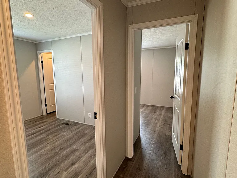 Oak Tree Village — Photo 20