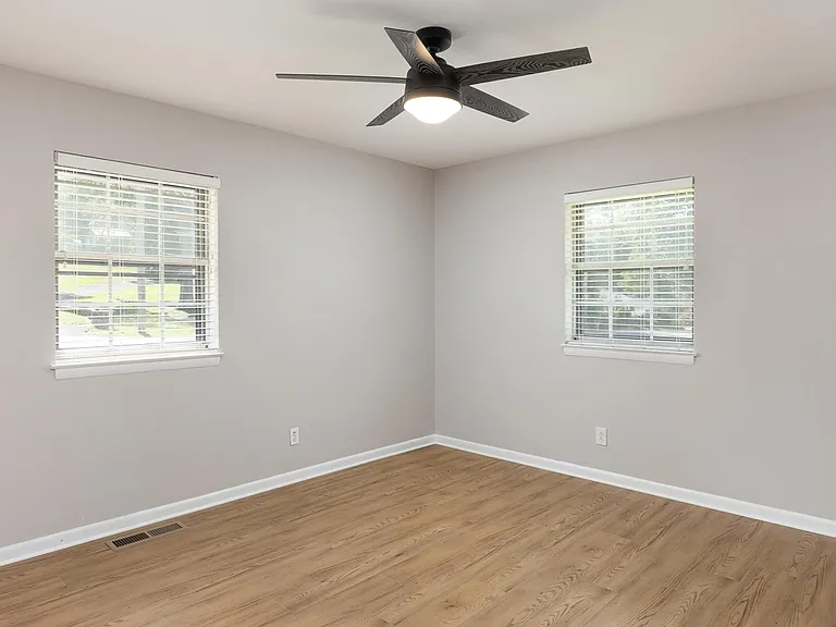 3699 Tacoma Ave — Photo 23