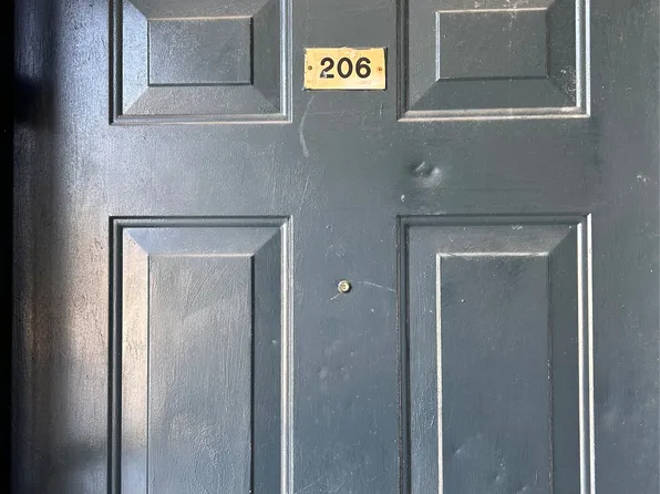 9520 Royal Ln APT 206, Dallas, TX 75243