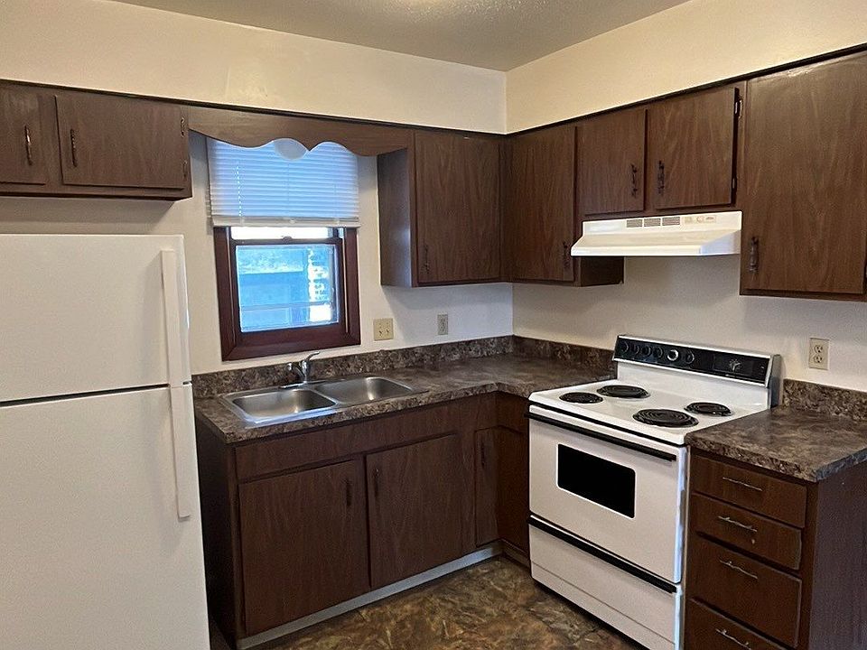 1st image of 447 S 26th St #449