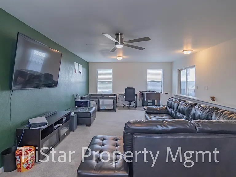 6137 Ashmore Ln — Photo 9