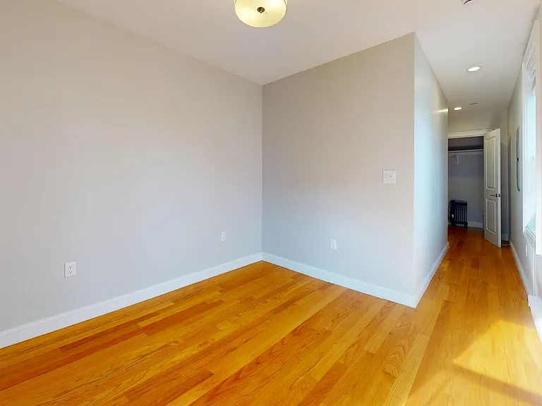 151-153 Meridian St #2 — Photo 20