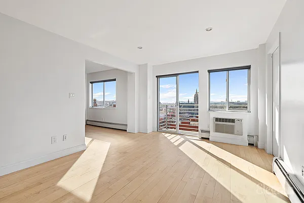 Rented by (Legacy) Elegran | media 7