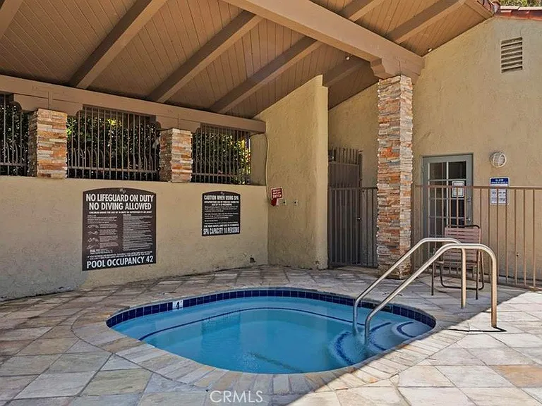 1345 Cabrillo Park Dr #E10 — Photo 9
