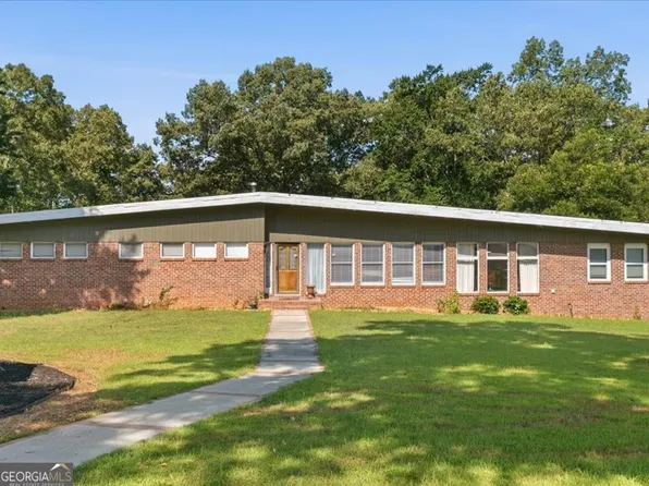 1960 County Road 102, Cedar Bluff, AL 35959