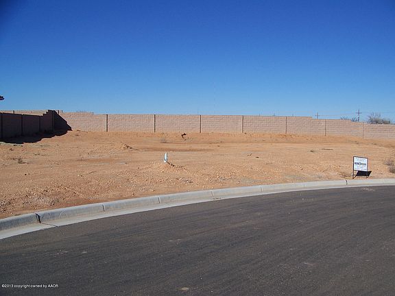 2nd image of 1004 Shiraz Blvd