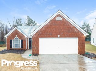 75 Titleist Ct, Newnan, GA 30265