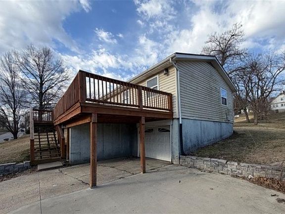 3rd image of 1421 S 6th St