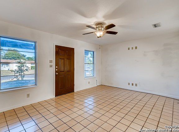 5th image of 12206 Wilderness Trl