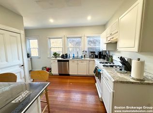 3 Mount Vernon St #1B, Dorchester, MA 02125