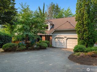 15155 NE 6th St, Bellevue, WA 98007