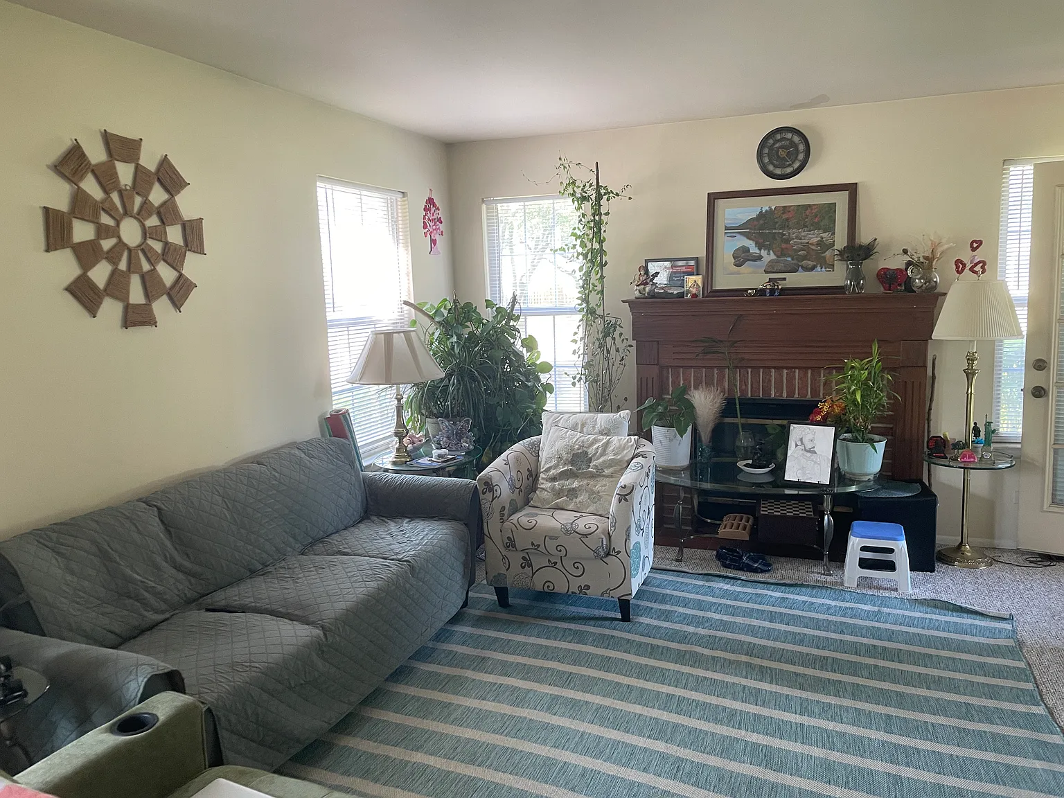 2 bed, 1206 sqft, $2,400 — Photo 3