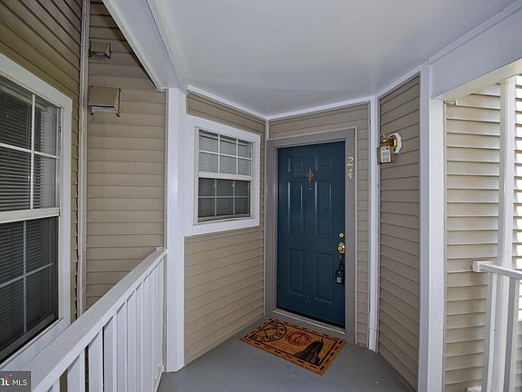 5th image of 5605 Willoughby Newton Dr Unit 24