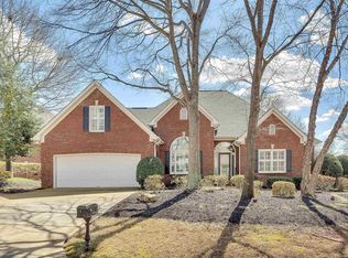 2 Crimson Ct, Greer, SC 29650