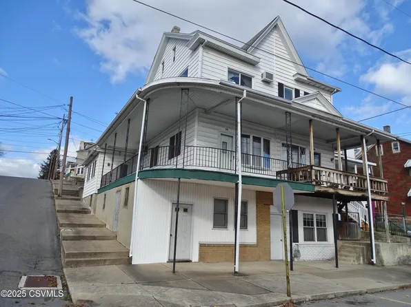 349 W 2nd St, Mount Carmel, PA 17851